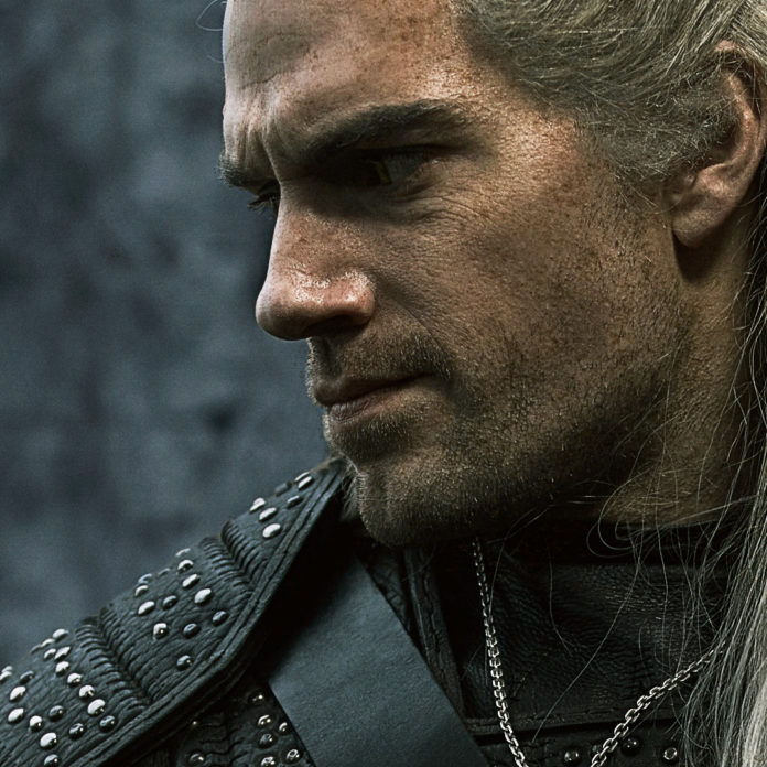 Henry Cavill è Geralt di Rivia