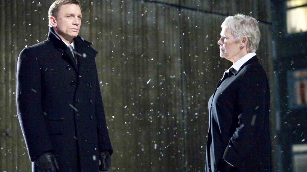 Mai un sorriso per James Bond (Daniel Craig) ed M (Judi Dench) in Quantum of Solace