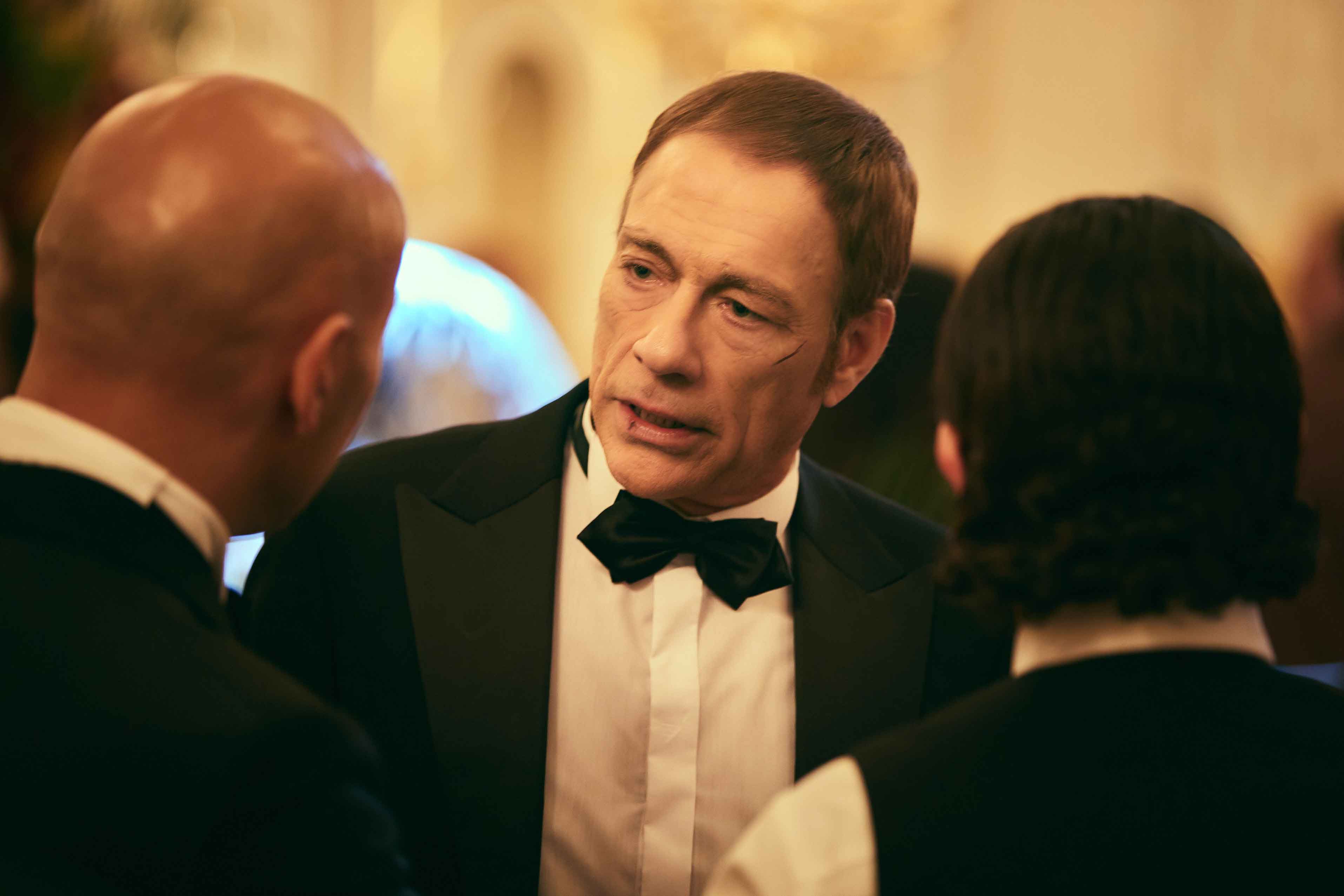 L'ultimo mercenario recensione film Netflix con Jean-Claude Van Damme