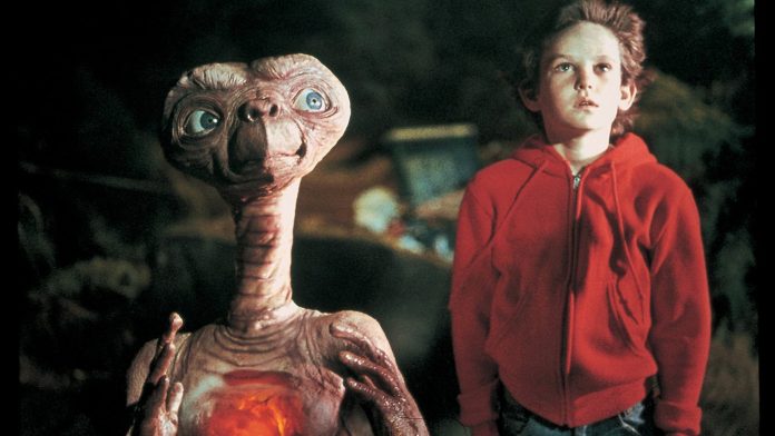 E.T. l'extra-terrestre compie 40 anni il capolavoro di Steven Spielberg