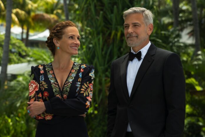 I genitori della sposa, Georgia (Julia Roberts) e David (George Clooney) in Ticket to Paradise