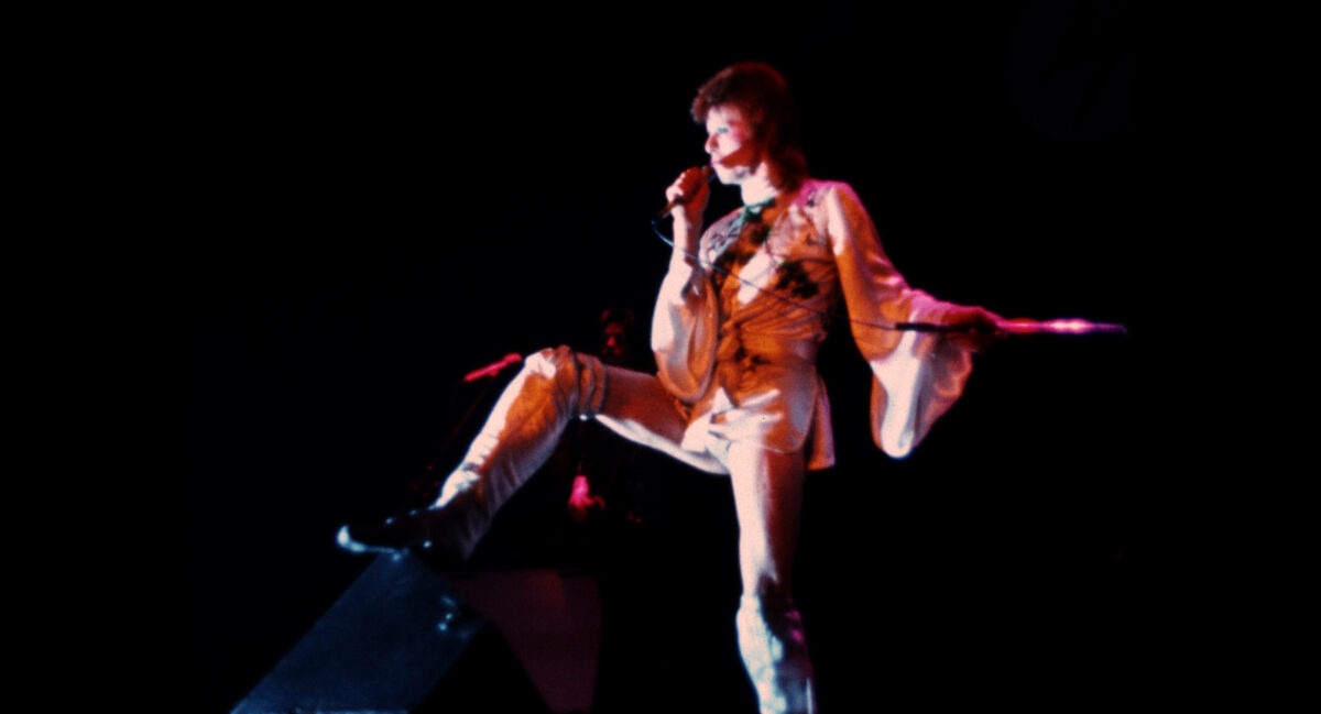 Ziggy Stardust & The Spiders From Mars: Il film recensione del film concerto con David Bowie