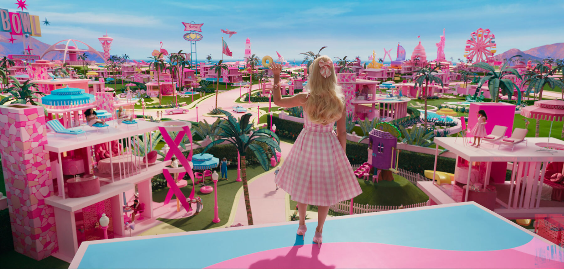 Barbie recensione film di Greta Gerwig con Margot Robbie e Ryan Gosling