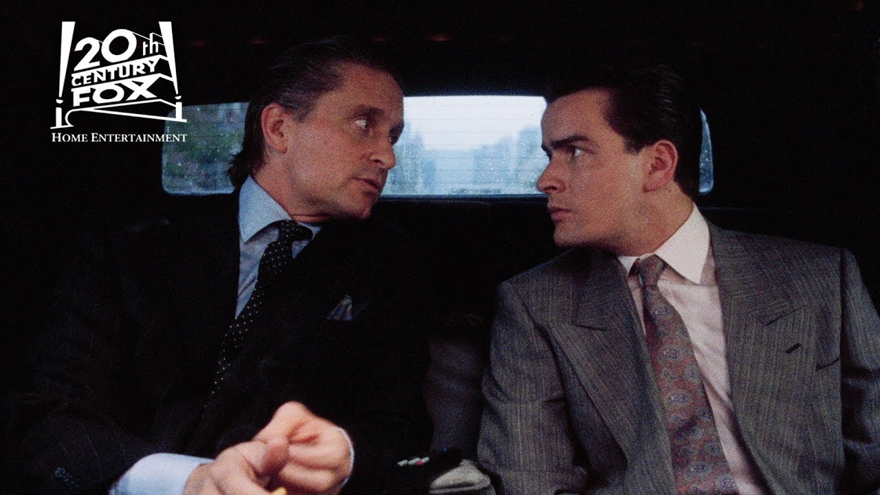 Michael Douglas e Charlie Sheen in Wall Street